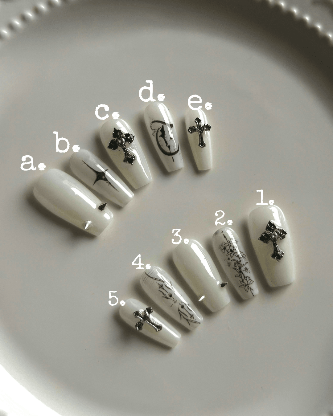 spare nails ˖˚⊹ ⋆♡